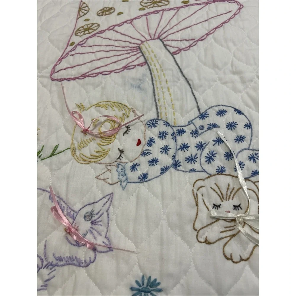Vintage '73 Hand Stitched Embroidery Baby Quilt Mushroom Kitty Puppy Bows 58x40